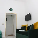 Valeryroom شقة نابولي